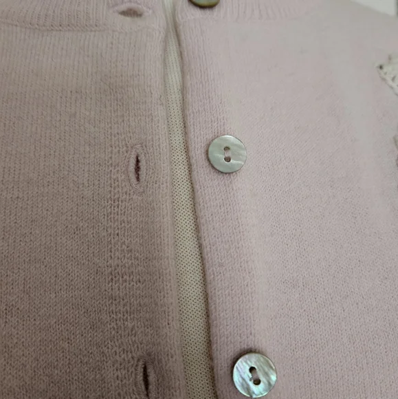 Rare Lucky Brand Light Pink Sweater with Poodle Embroidery - Picture 4 of 9